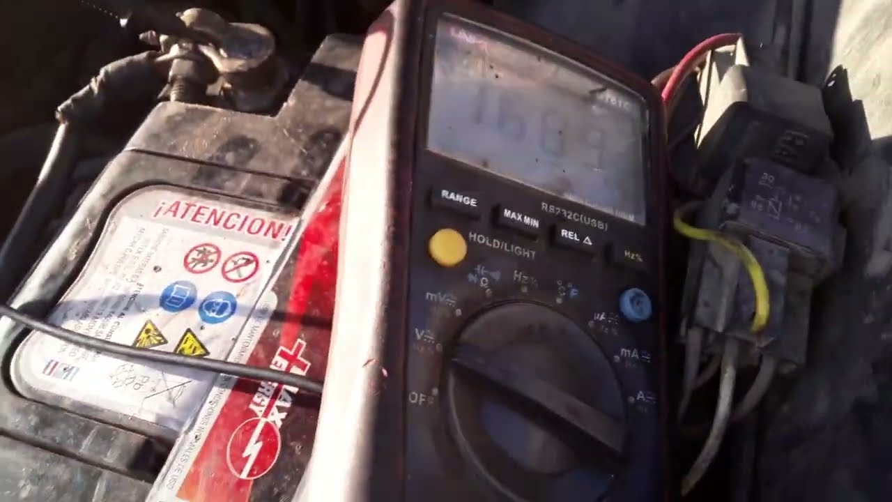 por que el alternador carga de mas