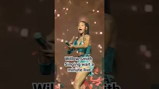 willow Smith singing live #waitaminute #willsmith #willow #willowsmith #short #shorts #music Resimi