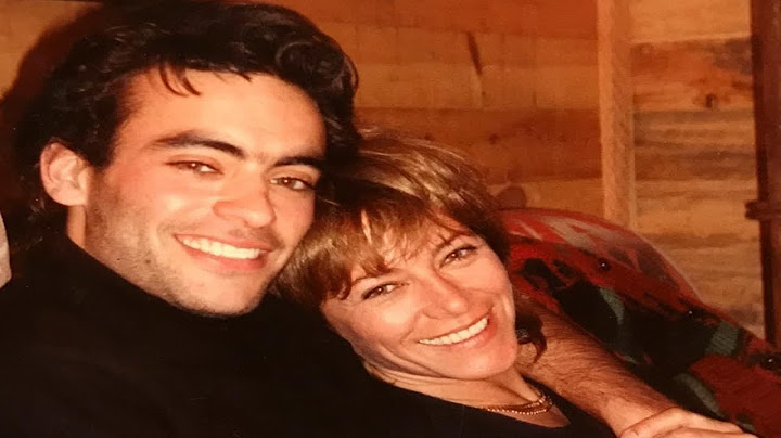 Anthony Delon Publie Un Cliché Avec Sa Mère : Qui Est Nathalie Delon ?