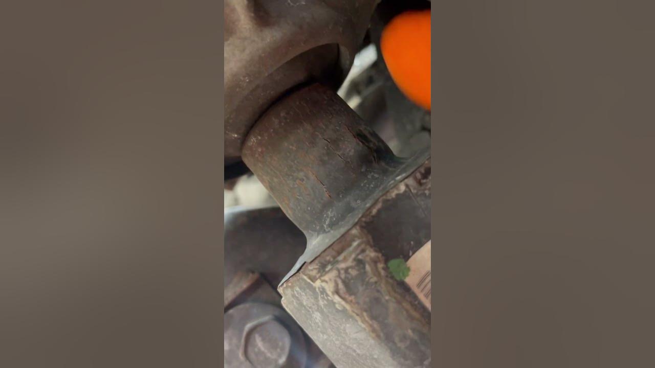 2019 ram 1500 5th gen front noise diff and cv axles noise when