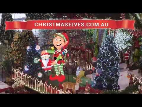 santa-introduces-the-christmas-elves