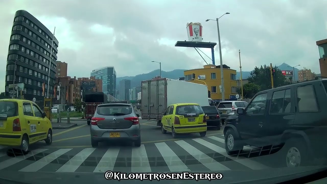 EL VIDEO MÁS SATISFACTORIO 🧘‍♂️ Rodando por Bogotá en un día de paz | 4K POV | Relax Total