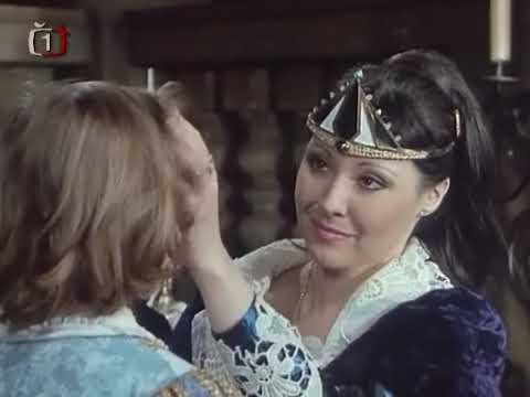 Xoe Arabella Age