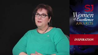 Melinda Kane Accepts the 2018 Women of Excellence Inspiration Award