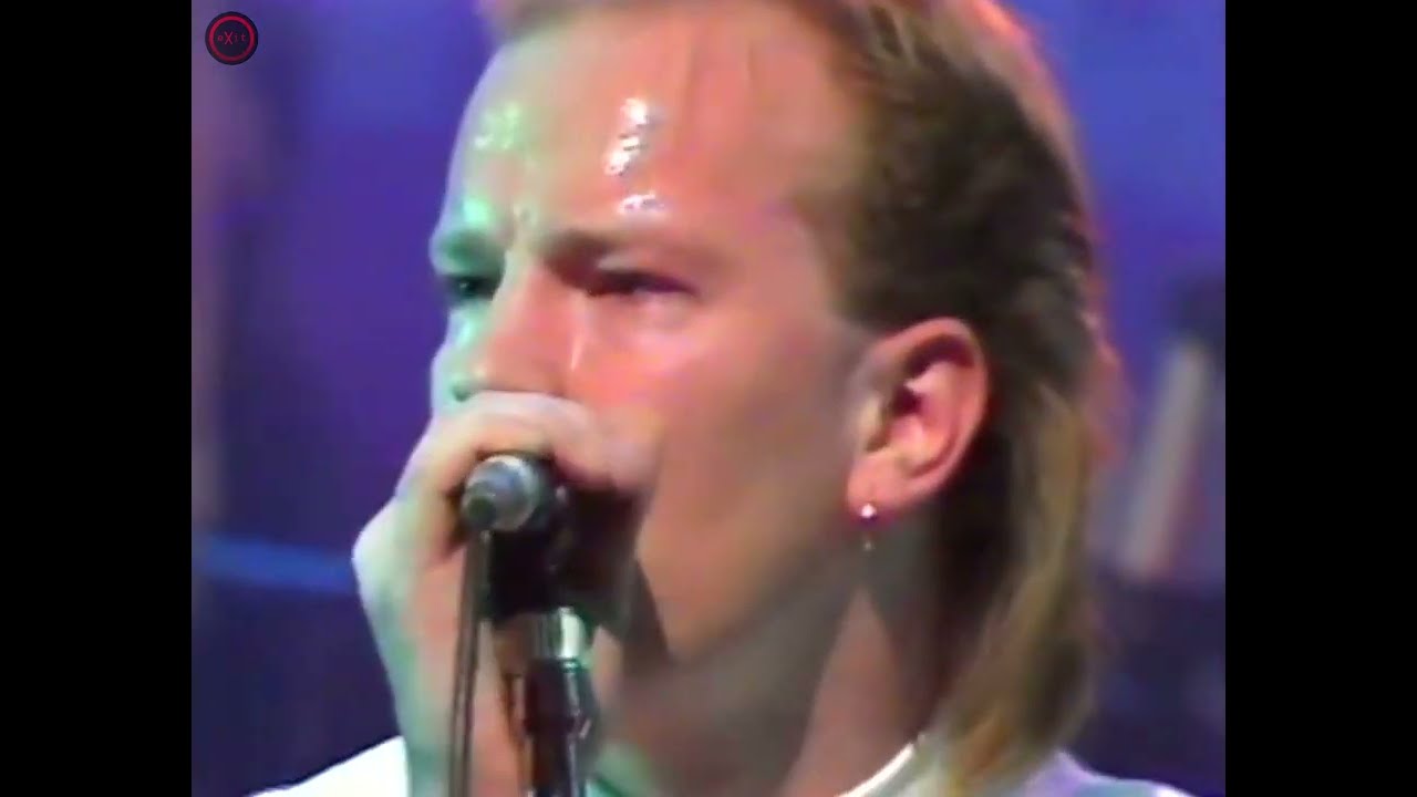 Les Enfants - Slipaway (1985) (Music Video)