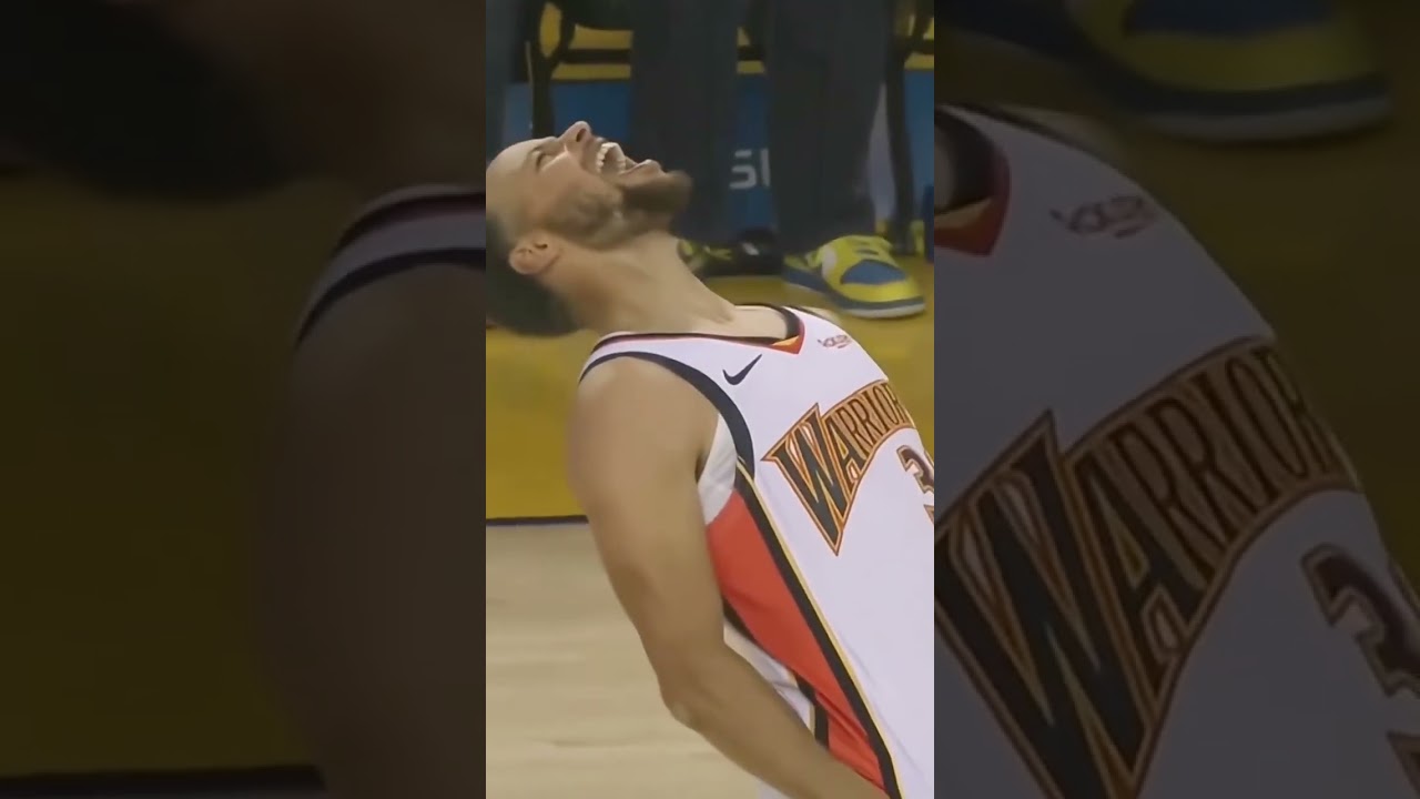 Warriors players wear retro jerseys for the last time at Oracle Arena 