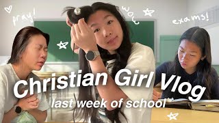 a realistic week as a Christian girl (outfits, devotions, friends, prayer, studying+more) 🌷💕