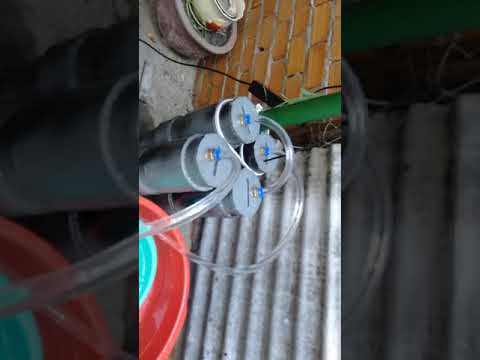 Chế bộ lọc hồ cá 30lít có tách phân máy bơm 13W. Chế bộ lọc hồ cá 30lít có tách phân máy bơm 13W.