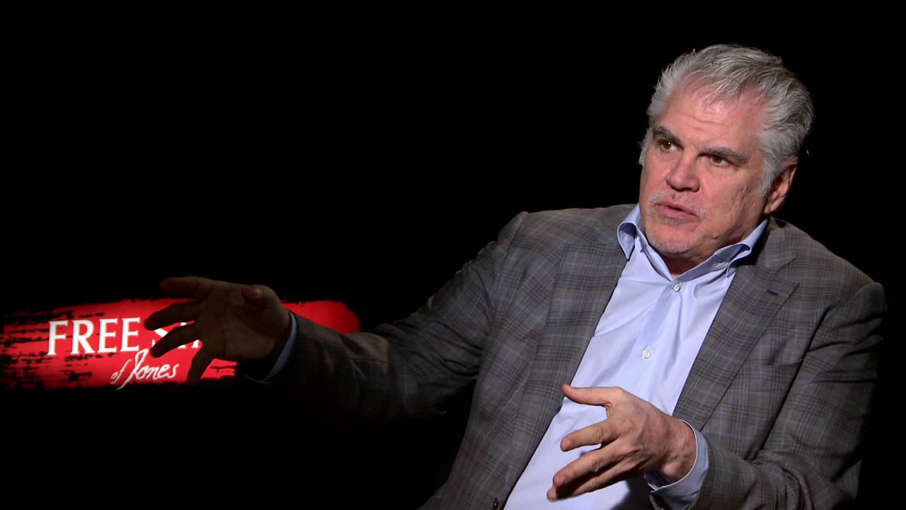 Free State of Jones: Director Gary Ross Official Movie Interview | ScreenSlam