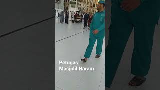 Biasa Lalu lalang Mobil mini di Luar pelataran Masjidil haram | Umroh