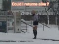 ミニスカ熟女・真冬の耐寒訓練3/3
