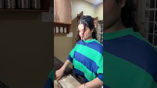 Doodh se ye bhi bna skte hai😅#viralvideo #trendingrecipe #vlog #shorts #reels #food #cooking