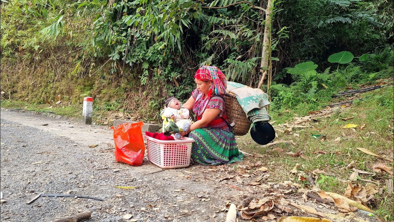 15 Days: Rescuing an Abandoned Baby - Caring for and Raising the Baby