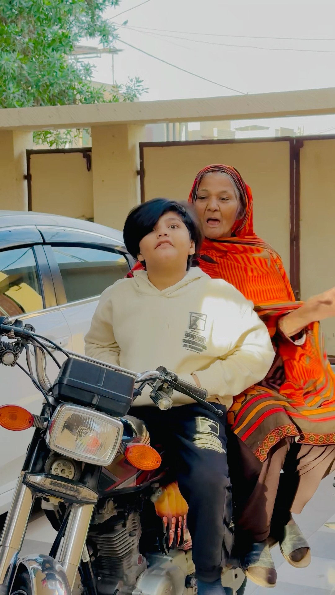 Kesa deya phir ? #viralvideo #comedy #trending #funny #chotaalivlogs