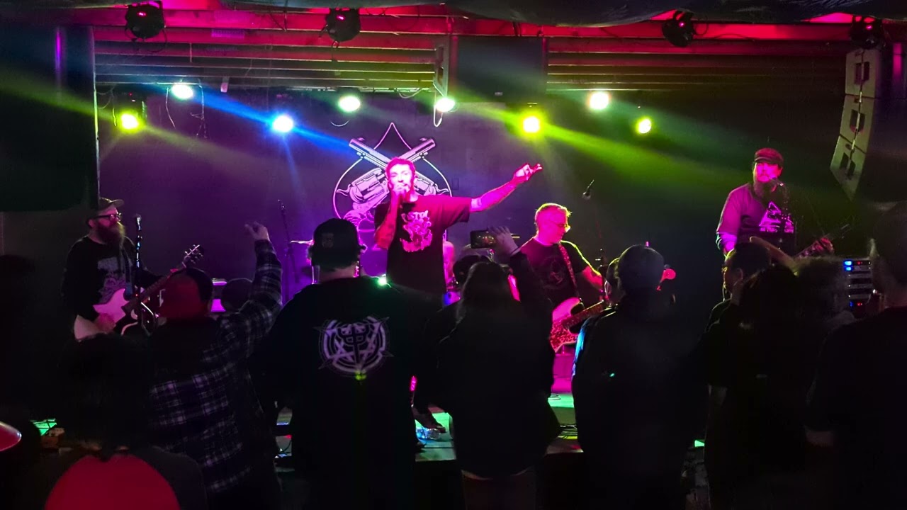 Goners UK - ACAB - Live SLC, Utah - Aces High Saloon - 2024-12-21 auf YouTube ansehen Goners UK - ACAB - Live SLC, Utah - Aces High Saloon - 2024-12-21 auf YouTube ansehen
