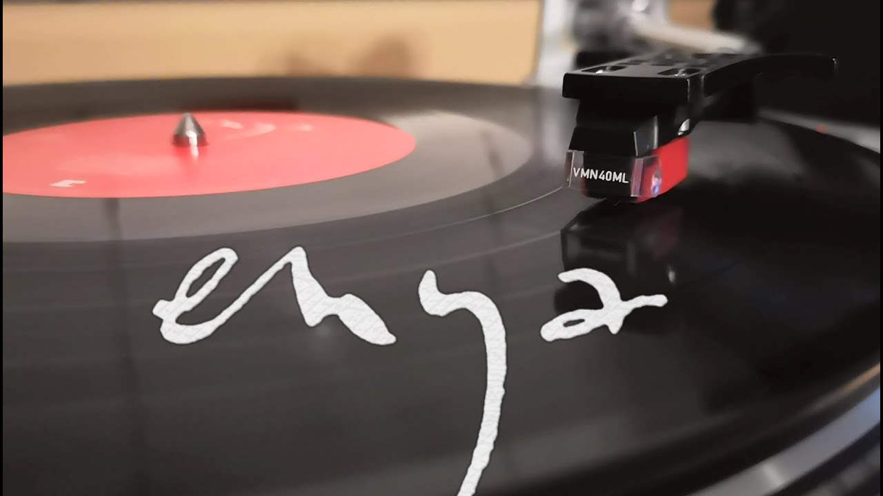 ENYA - Caribbean Blue (Official Video) (HD Vinyl) ENYA - Caribbean Blue (Official Video) (HD Vinyl)