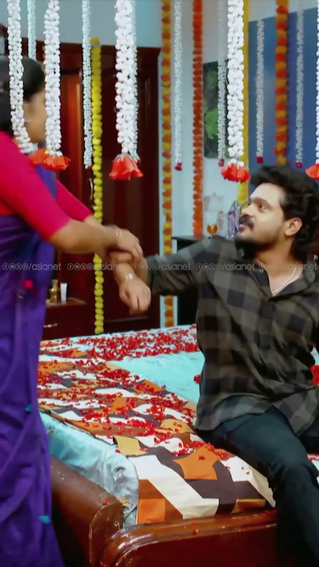 #ChempaneerPoovu ഇത് വല്ലത്തൊരു സർപ്രൈസായി പോയി