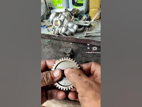 ENGINE NOISE(IDLE GEAR) - YouTube