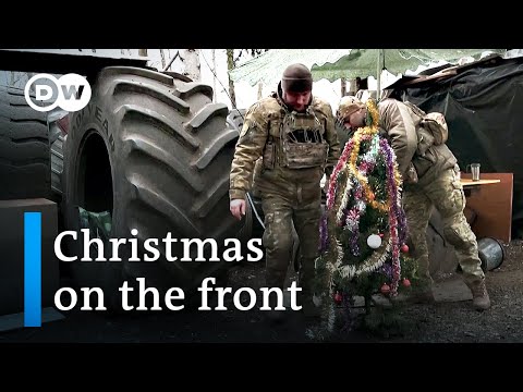 Ukrainians celebrate Christmas under fire after Russia rejects ceasefire | DW News