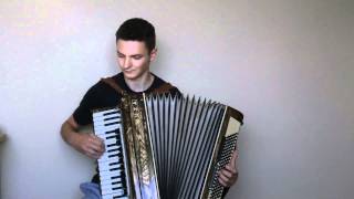 Miniatura de "Róża i bez akordeon/accordion cover (z filmu "Jak rozpętałem II wojnę światową)"