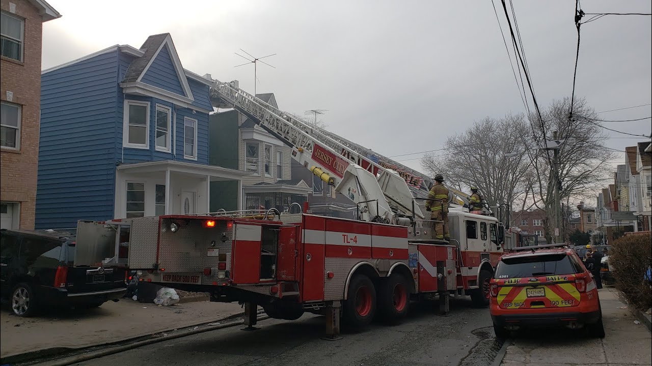 Two JCFD Firefighters Injured Battling 2-alarm Blaze On Clinton Ave ...