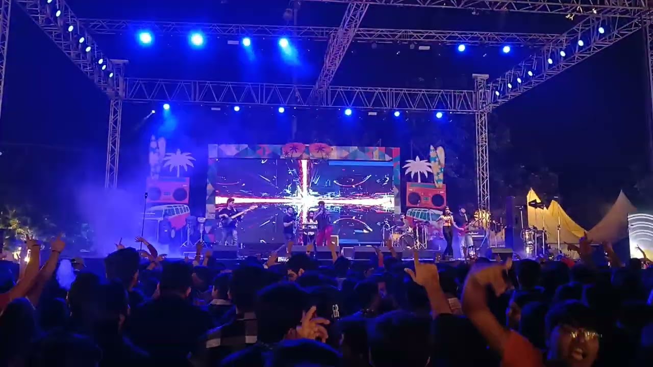 Where's the party tonight by Postbox - Concert at Horn ok please JLN stadium