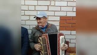 Как же красиво он играет, как же красивые татарские мелодии Как же красиво он играет, как же красивые татарские мелодии