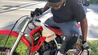 He Spilled All Of His 2 Cycle Oil Over Himself!!!Her 2nd Day Learning How To Wheelie Her New Yfz450