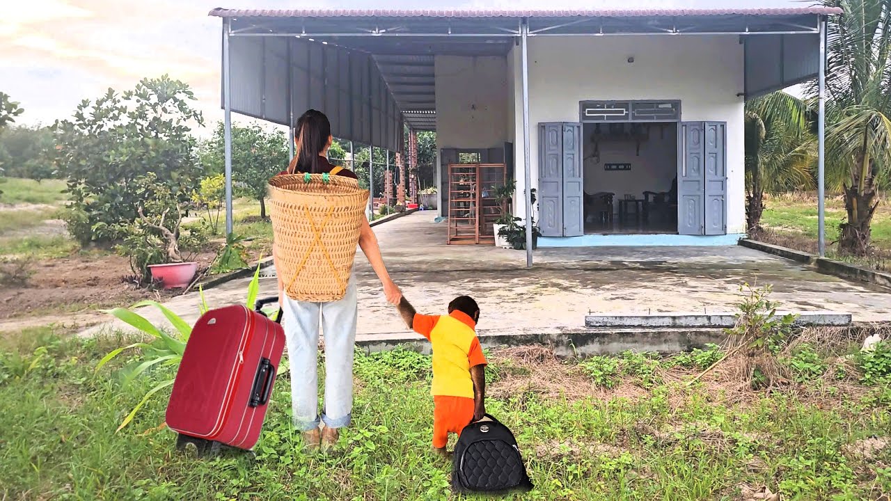 I brought Monkey along and Rented an Abandoned House Left Empty for 2 Years Renovate to live