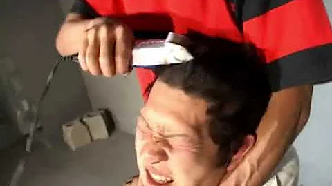 髪なんか必要ねぇんだよ