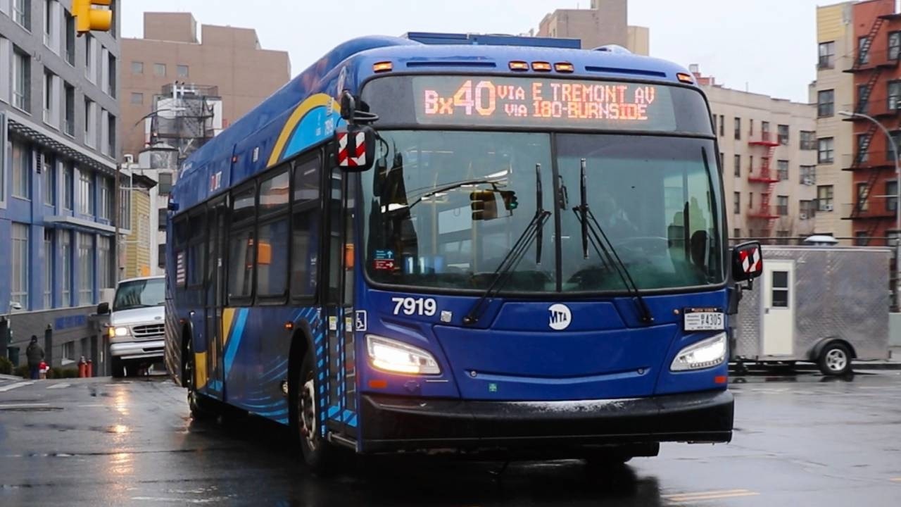 NYCT Bus: 2022 New Flyer XD40 #7919 on the Bx40 at Burnside Avenue