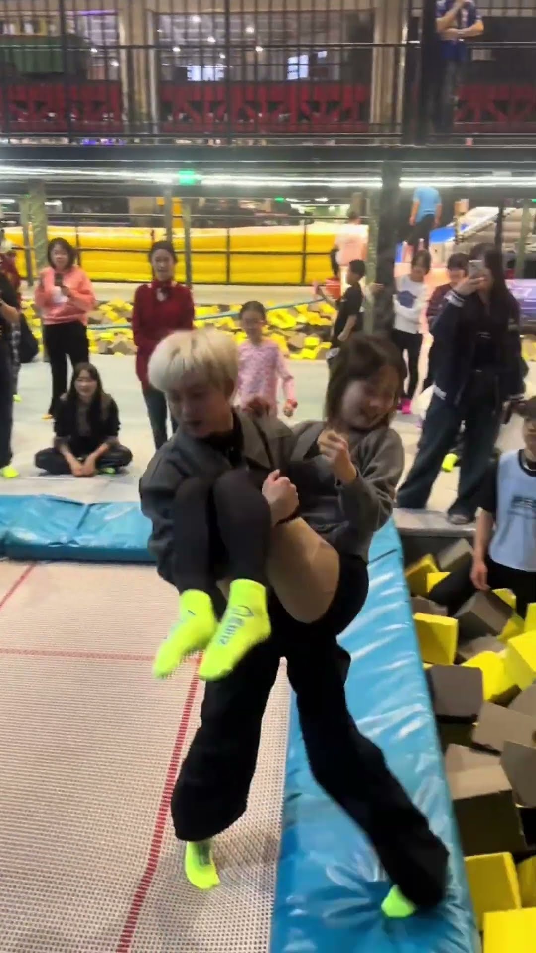 Watch This Teen Jump Around A??Fun Park Trampoline For The First Time #viralvideo #shorts