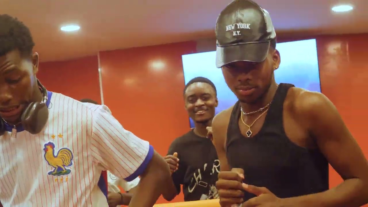 TCHOLÈ_ C_ABELOO feat TEAM FLÈCHE x JM