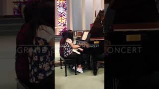 Duet with teacher Qui Vive!