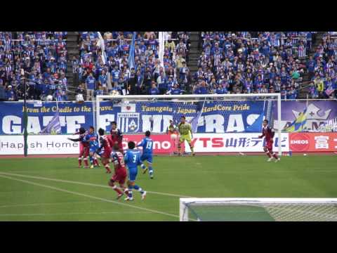 2012 J2 第42節 ファジアーノ岡山 山形戦 上條選手シュート
