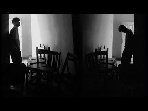      شيكا ذا رابر بين الاتنين  