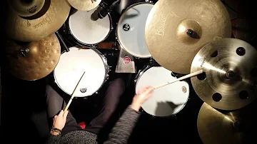 Drum Cover /// Richard Bona Live - Engingilaye /// Ernst Carree