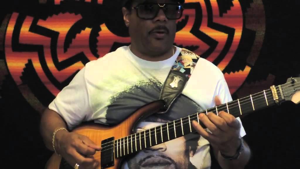 Vernon Neilly Fusión de Funk & Rock - Vernon Neilly - YouTube