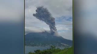 volcano erupts in japan