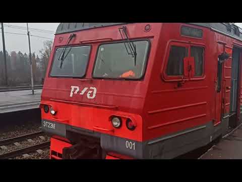 Электропоезд ЭТ2ЭМ Рейс Невская Дубровка - Санкт-Петербург. На о.п. Мельничный ручей!