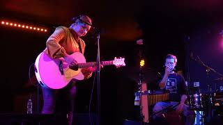 Watch Philippa Hanna Apples video