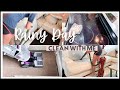 RAINY DAY CLEAN WITH ME // CLEANING THE CARPET IN MY BEDROOM // CLEANING MOTIVATION 2021