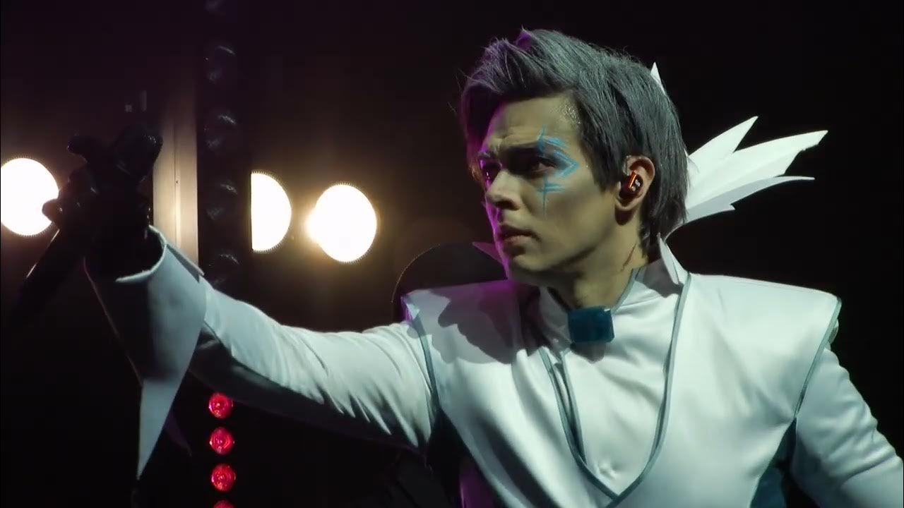 крыло икара. икар и солнце. икар летит к солнцу. мифы древней греции икар. крыло икара.