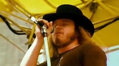 Lynyrd Skynyrd - Sweet Home Alabama - 7/2/1977 - Oakland Coliseum Stadium (Official)