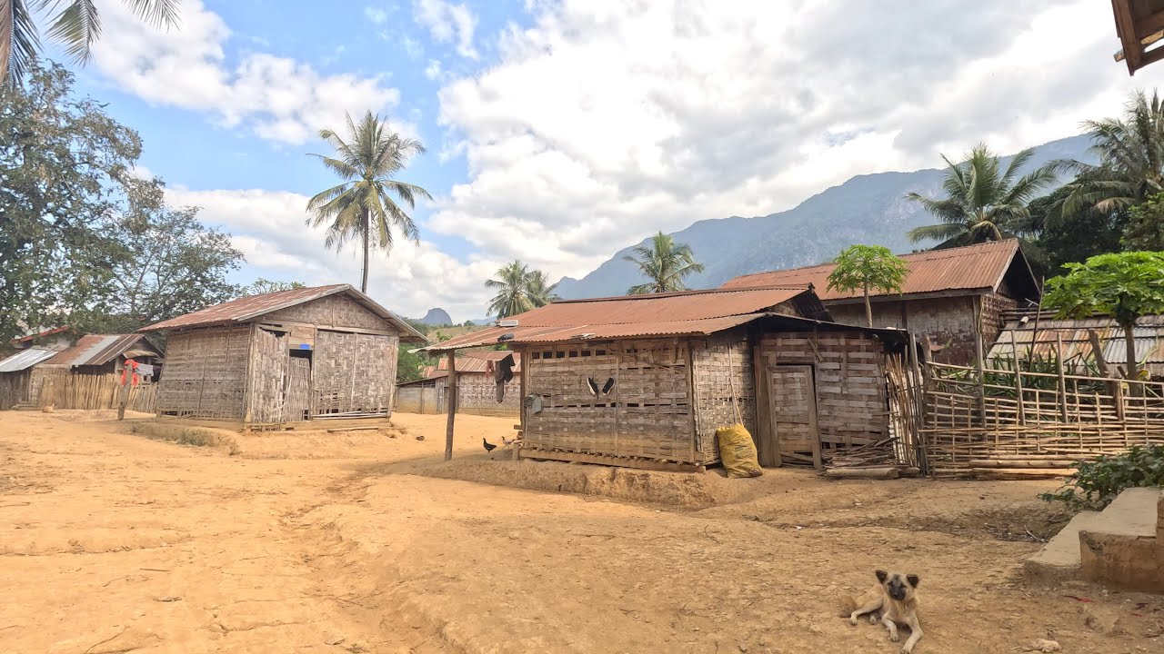 Loas Rural ຫມູ່ບ້ານຊົນນະບົດໃນລາວ Rural village in Laos หมู่บ้านชนบทในประเทศลาว ...
