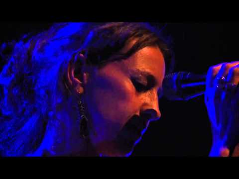 Gwennyn "Kan ar bed" enregistré lors du Festival de Cornouaille