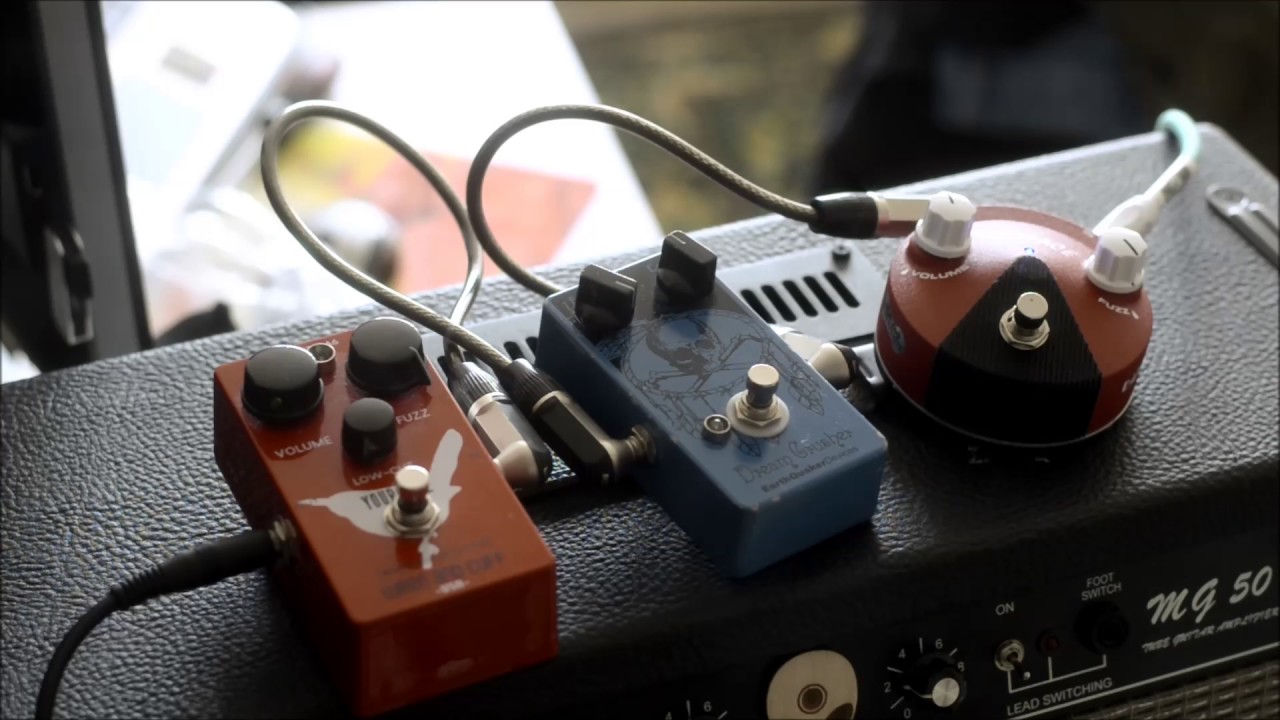 Tabouret Demos - FuzzFaces Clones Comparison