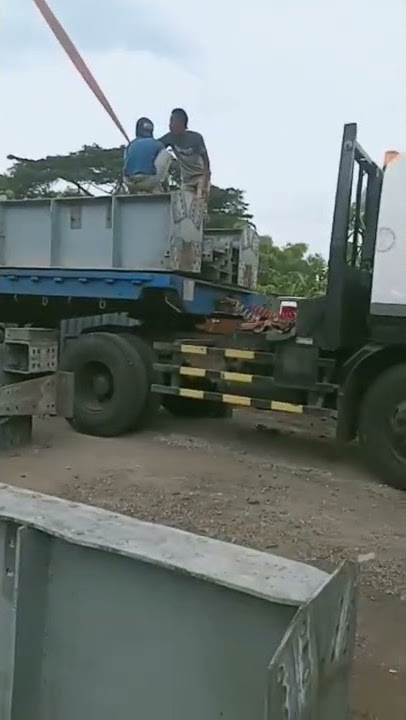 Girder Jembatan Baja Akses Lumajang Akibat Lahar Dingin Semeru #tekniksipil #civilengineering