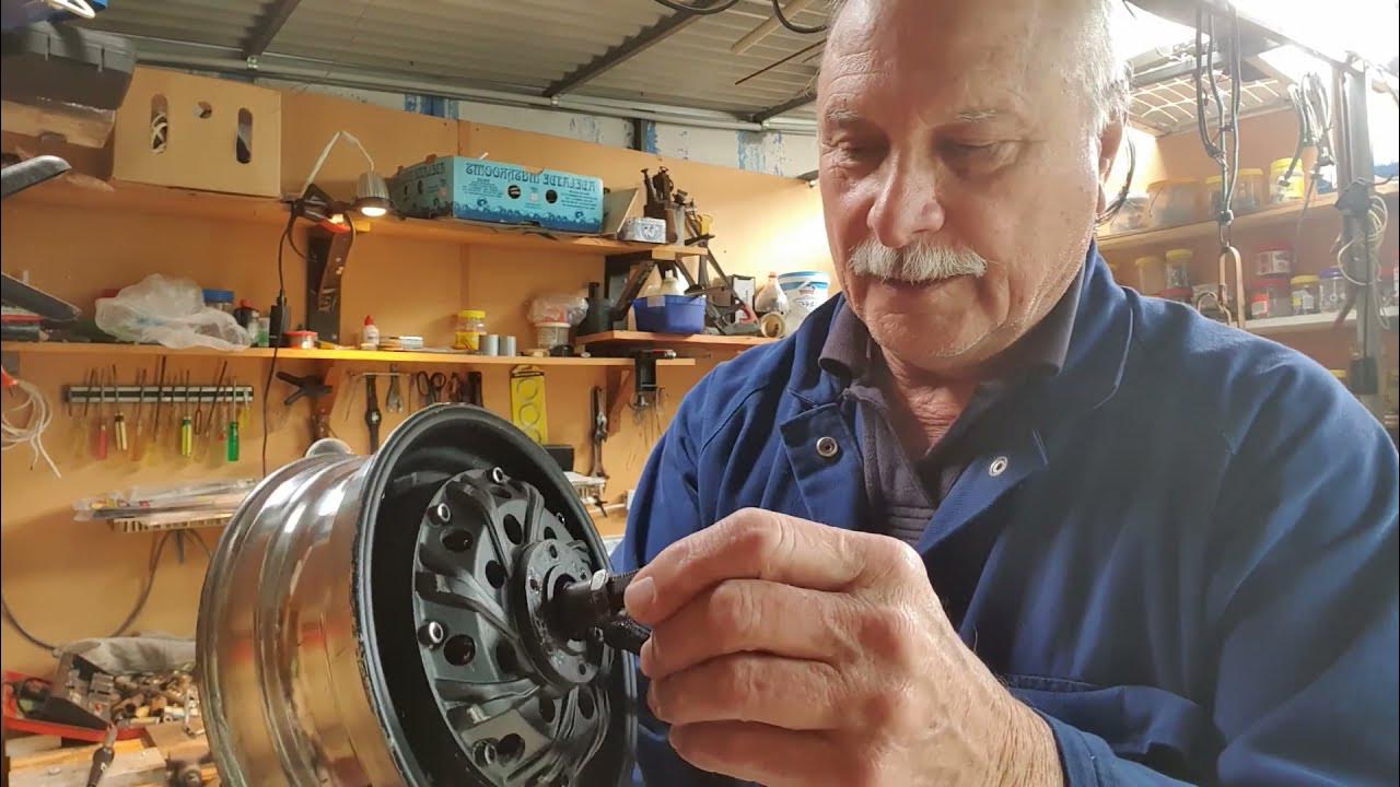 Geared scooter hub motor repair, Warning about a cooling mod. YouTube