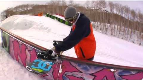 How To Frontside Boardslide Through Kinks Aaron Bittner - TransWorld SNOWboarding